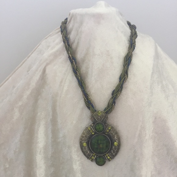 Green Pendant Necklace & Twisted Ribbon/Bead Chain - Picture 8 of 8